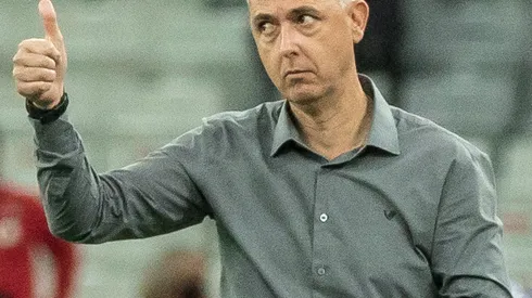 Rivaldo destacou importância de Tiago Nunes nesta fase do Botafogo. Robson Mafra/AGIF