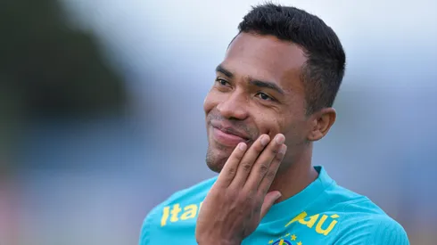Alex Sandro atualmente na Juventus, mas interessa ao Santos para 2024