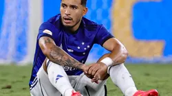 Willian do Cruzeiro lamenta o empate ao final da partida contra o Vasco no estadio Mineirao pelo campeonato Brasileiro A 2023. Gilson Lobo/AGIF