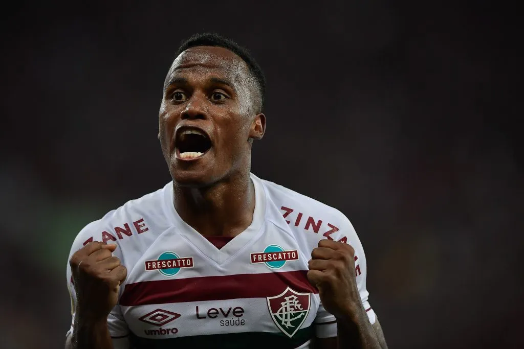 Arias jogador do Fluminense comemora gol durante partida contra o Flamengo no estadio Maracana pelo campeonato Brasileiro A 2023. Thiago Ribeiro/AGIF
