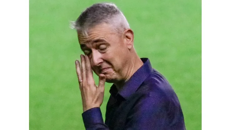 Tiago Nunes, enquanto tecnico do Gremio durante partida contra o Sport no estadio Ilha do Retiro pelo campeonato Brasileiro A 2021. Rafael Vieira/AGIF