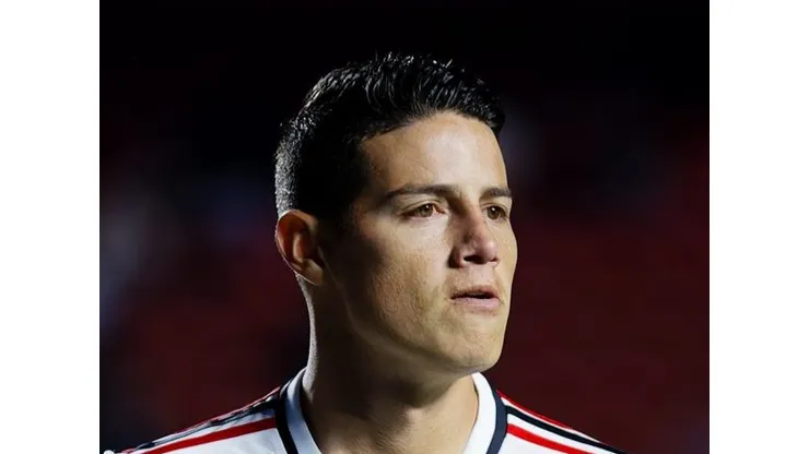 James Rodríguez brilha pela Seleção da Colômbia. Foto: Fabio Giannelli/AGIF