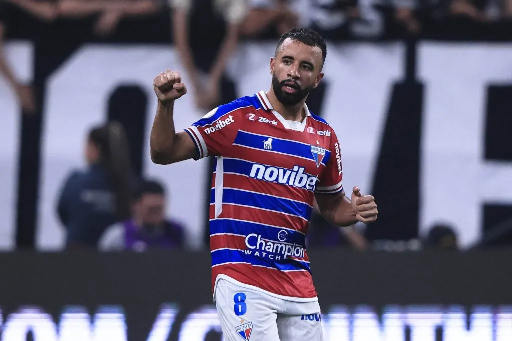 Caio Alexandre é alvo do Palmeiras para reforçar elenco de Abel Ferreira em 2024 – Foto: Ettore Chiereguini/AGIF