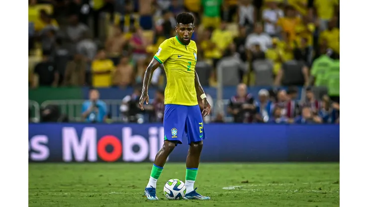 Foto: Staff Images / CBF - Emerson Royal falou sobre Diniz