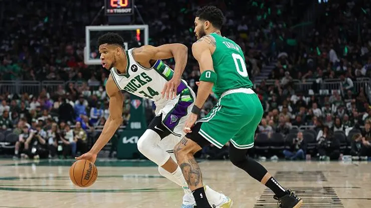 Giannis e Tatum voltarão a se encontrar em duelo de potências do Leste