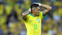 Raphinha, da Seleção Brasileira, lamenta durante partida - Foto: Jhony Pinho/AGIF