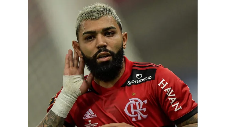 Gabigol jogador do Flamengo comemora seu gol durante partida contra o Fluminense no estadio Maracana pelo campeonato Carioca 2021. Thiago Ribeiro/AGIF
