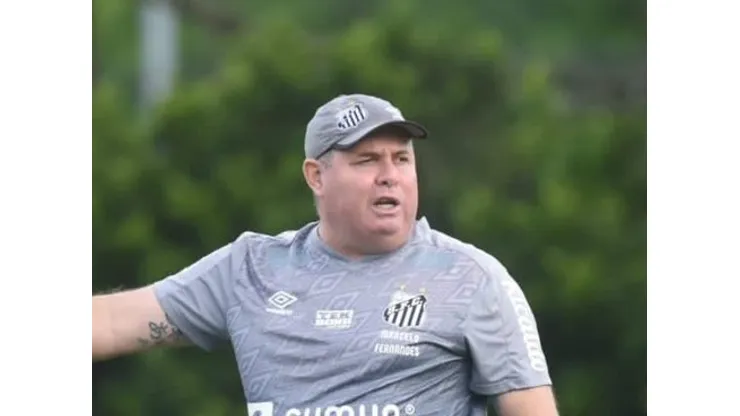 Marcelo Fernandes treinando o Santos - Foto: Ivan Storti/SantosFC