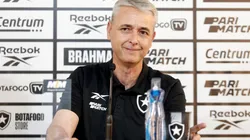 Tiago Nunes, novo técnico do Botafogo, em sua apresentação - Foto: Vitor Silva/Botafogo