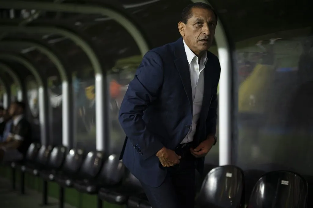 Ramon Diaz tecnico do Vasco durante partida contra o America-MG no estadio Sao Januario pelo campeonato Brasileiro A 2023. Foto: Jorge Rodrigues/AGIF