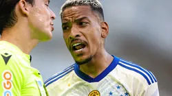 Matheus Pereira, meia do Cruzeiro, pelo Brasileirão - Foto: Gilson Lobo/AGIF