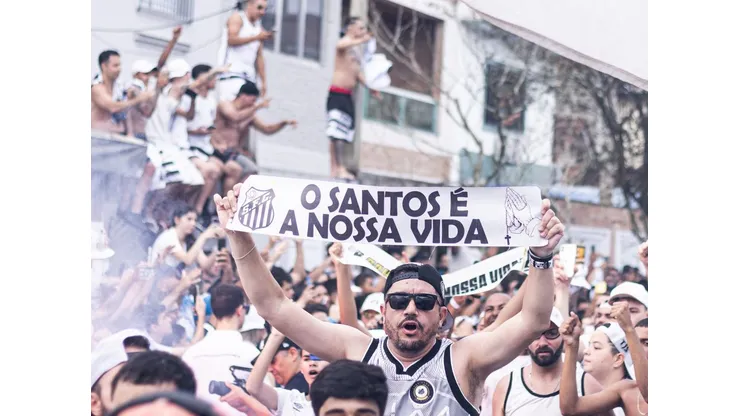 Torcida do Santos vai ficar MALUCA com previsão do gatinho vidente. Foto: Abner Dourado/AGIF