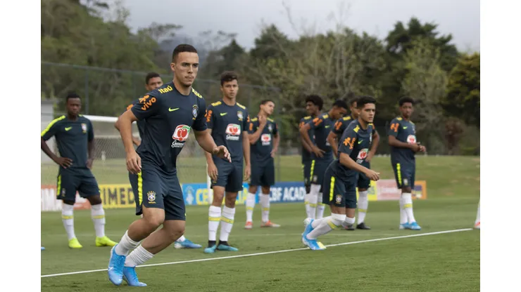 Seleção treina antes de embarcar para o Mundial. Foto: Thais Magalhães/CBF