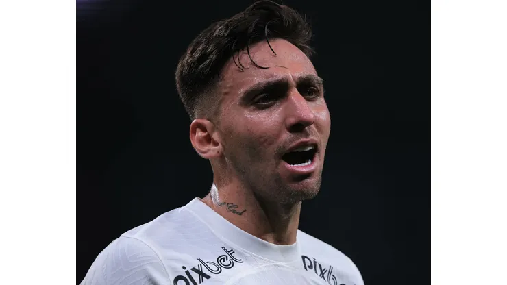 Gustavo Silva jogador do Corinthians durante partida contra o Grêmio na Arena Corinthians pelo campeonato Brasileiro A 2023. Ettore Chiereguini/AGIF