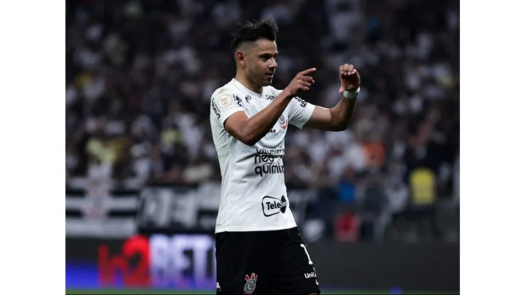 Ángel Romero, jogador do Corinthians, comemora seu gol durante partida contra o Atlético-MG na Neo Química Arena pelo Campeonato Brasileiro - Foto: Fabio Giannelli/AGIF