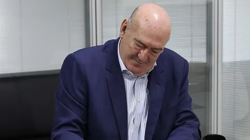 Andres Rueda presidente do Santos durante assinatura de contrato. Fotos : Pedro Ernesto Guerra Azevedo/Santos FC