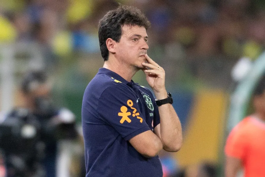 Fernando Diniz técnico do Brasil durante partida contra o Venezuela no estádio Arena Pantanal pelo campeonato Eliminatórias Copa Do Mundo 2026. Gil Gomes/AGIF