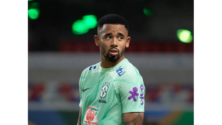 Casagrande manda forte recado a Gabriel Jesus. Foto: Fernando Torres/AGIF