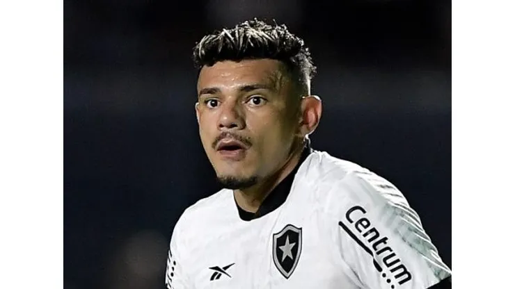 Tiquinho Soares artilheiro do Botafogo durante partida contra o Vasco no estadio Sao Januario pelo campeonato Brasileiro A 2023. Thiago Ribeiro/AGIF