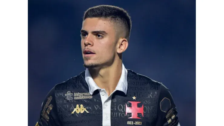 Foto: Thiago Ribeiro/AGIF - Gabriel Pec em jogo pelo Vasco