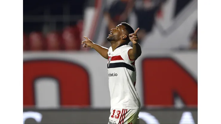 Luan, volante do São Paulo - Foto: Nelson Antoine - Pool/Getty Images