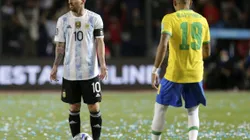 Brasil e Argentina jogando pelas Eliminatórias da Copa do Mundo em 2021. Daniel Jayo/Getty Images.