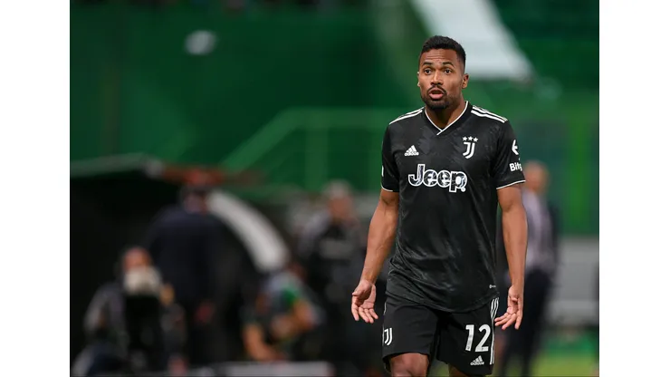Lateral Alex Sandro na Juventus - Foto: Octavio Passos/Getty Images