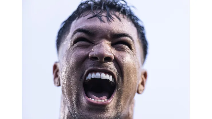 Marcos Leonardo jogador do Santos comemora seu gol durante partida contra o Vasco no estadio Vila Belmiro pelo campeonato Brasileiro A 2023. Foto: Abner Dourado/AGIF