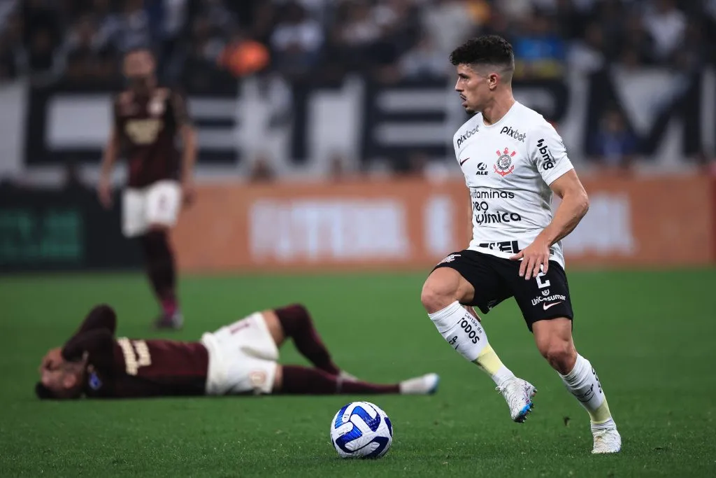 última partida feita Rafael Ramos com a camisa do Corinthians, contra o Universitario do Peru, no dia 18 de julho de 2023. Foto: Ettore Chiereguini/AGIF