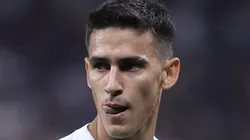 Matías Rojas, meia do Corinthians, em ação pela Copa Sul-Americana - Foto: Marcello Zambrana/AGIF