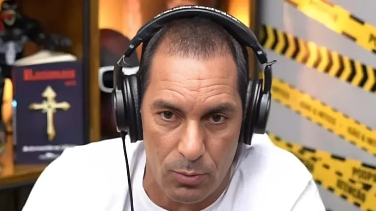 Edmundo trouxe a informação com negócio fechado no Fla Foto: Reprodução/YouTube