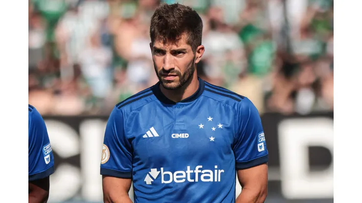 Foto: Robson Mafra/AGIF - Lucas Silva está lesionado