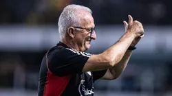 Dorival Junior tecnico do Sao Paulo durante partida contra o Bragantino no estadio Vila Belmiro pelo campeonato Brasileiro A 2023. Foto: Abner Dourado/AGIF