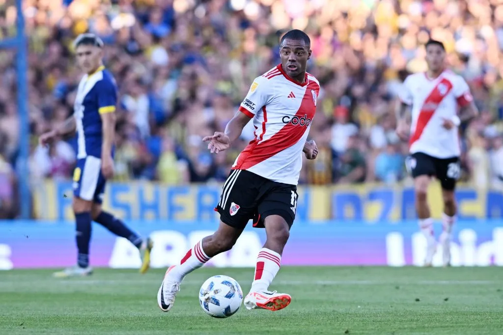 De La Cruz em atividade pelo River. (Photo by Luciano Bisbal/Getty Images)
