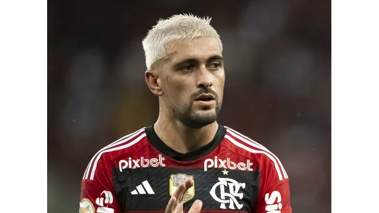 Foto: Jorge Rodrigues/AGIF - Arrascaeta quer jogar