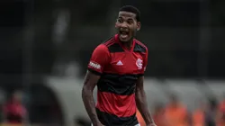 Cleiton pode ganhar espaço com titulares.