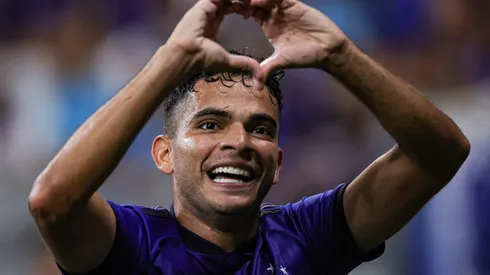 Bruno Rodrigues jogador do Cruzeiro comemora seu gol durante partida contra o Bahia no estadio Mineirao pelo campeonato Brasileiro A 2023. Gilson Lobo/AGIF
