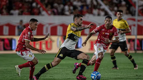 Foto: Isabela Azine/AGIF - Vizeu foi destaque no acesso do Criciúma