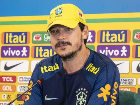 Diniz testa possível novidade na lateral-esquerda da Seleção Brasileira