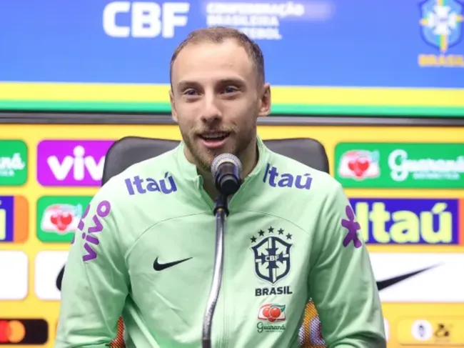 Foto: Vitor Silva/CBF – Carlos Augusto, jogador da Seleção Brasileira