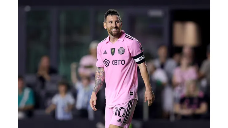 Foto: Megan Briggs/Getty Images - Messi enfrentou jogador oferecido pelo São Paulo