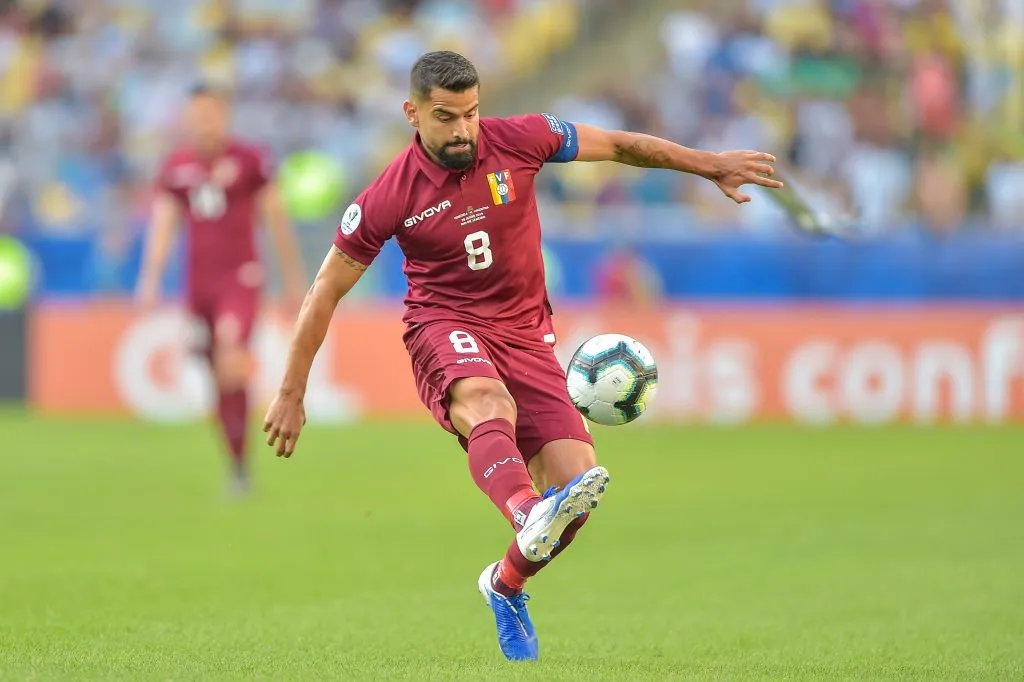 Foto: Thiago Ribeiro/AGIF – Rincón também se destaca na Venezuela