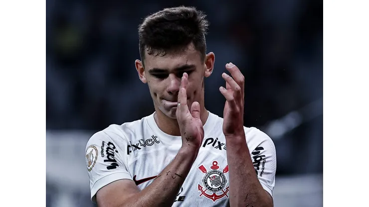 Foto: Fabio Giannelli/AGIF - Gabriel Moscardo defendendo o Corinthians em partida válida pelo Campeonato Brasileiro