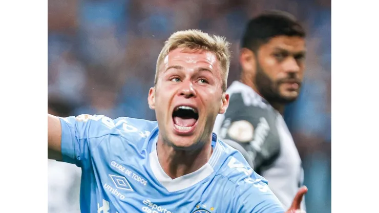 Foto: Maxi Franzoi/AGIF - Ronald realiza sonhos no Grêmio