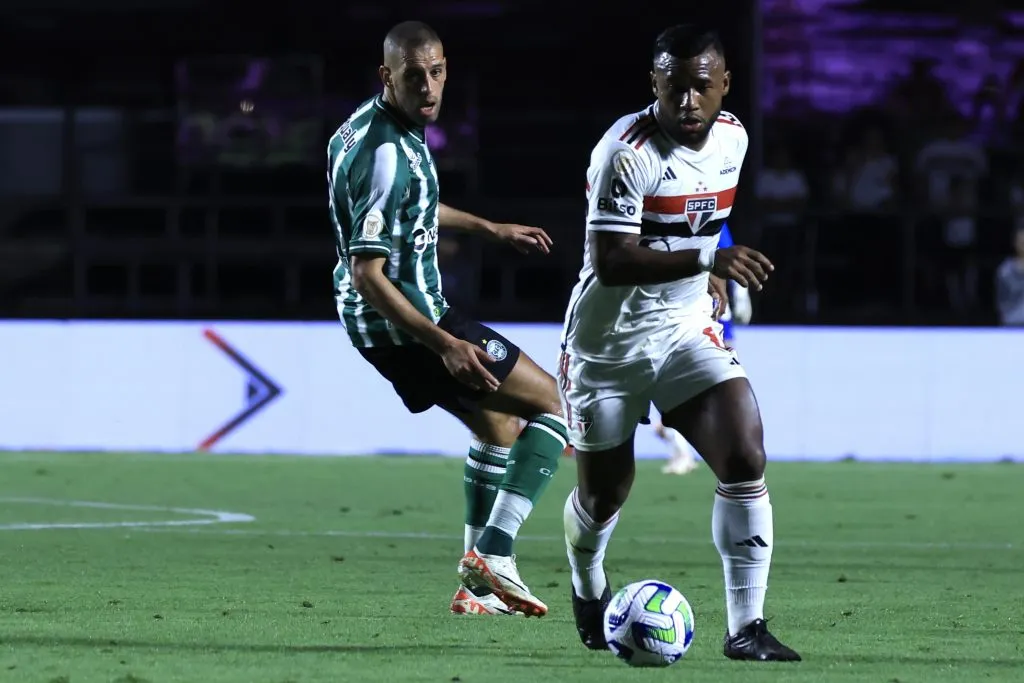 Luan, jogador do São Paulo, durante partida contra o Coritiba no estádio Morumbi pelo campeonato Brasileiro A 2023. Foto: Marcello Zambrana/AGIF