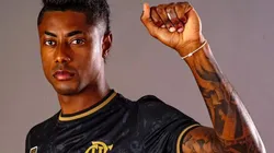 Flamengo lança nova camisa em homenagem ao mês da consciência negra - Foto: Bruno Henrique, posa com a nova camisa do Flamengo - Foto: Twitter Flamengo