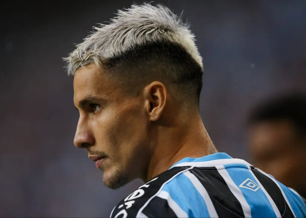 Ferreira em ação no Grêmio