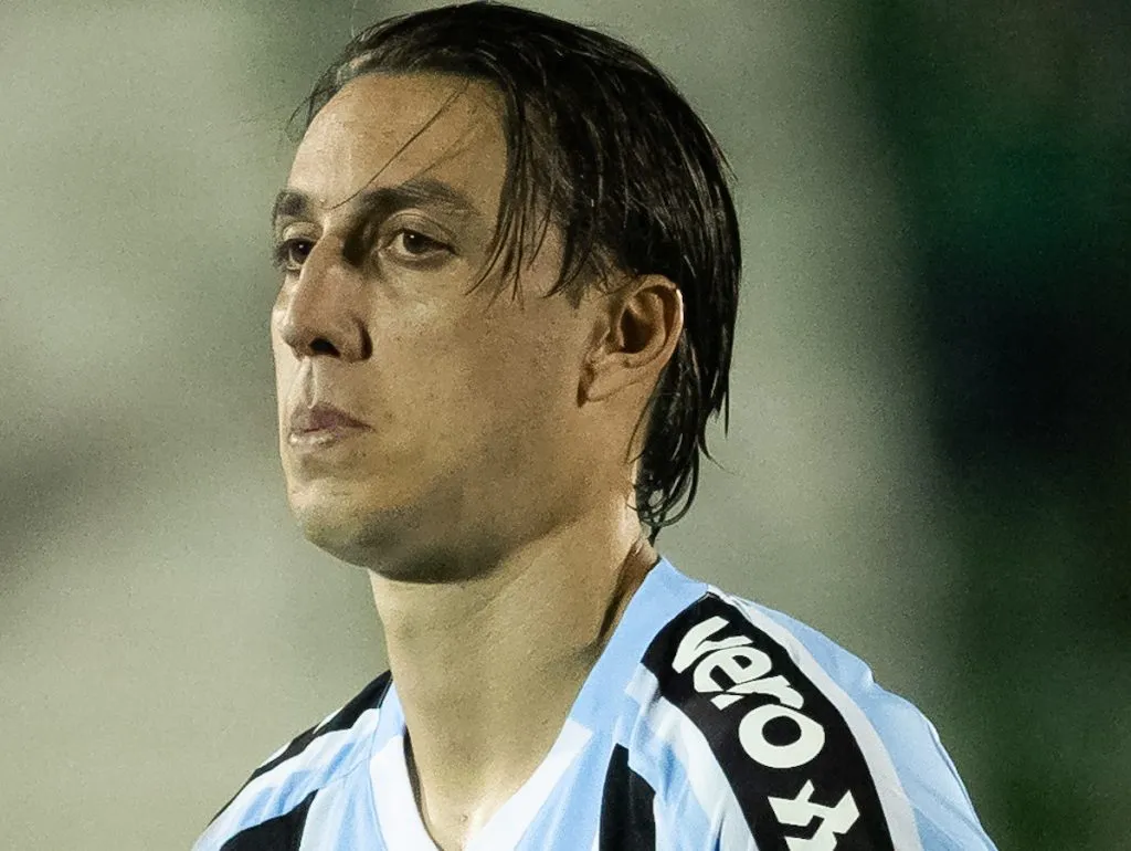 Geromel está com o futuro indefinido