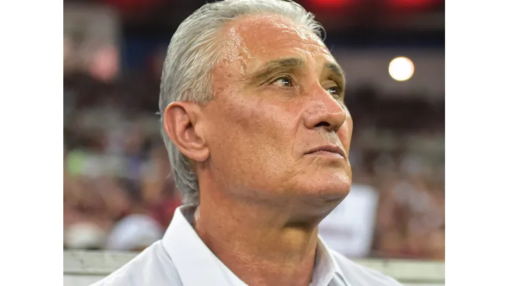 Tite tecnico do Flamengo durante partida contra o Fluminense no estadio Maracana pelo campeonato Brasileiro A 2023. Foto: Thiago Ribeiro/AGIF