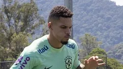 Fotos: Joilson Marconne / CBF - Paulinho sofre ataques na Seleção